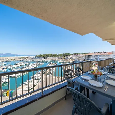 Beautiful Renovated With Views L'Escala