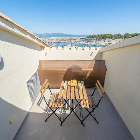 Beautiful Renovated With Views L'Escala