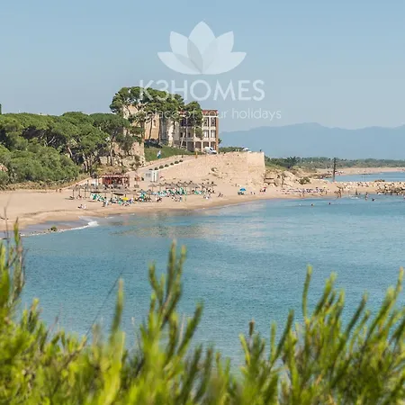 Beautiful Renovated With Views L'Escala